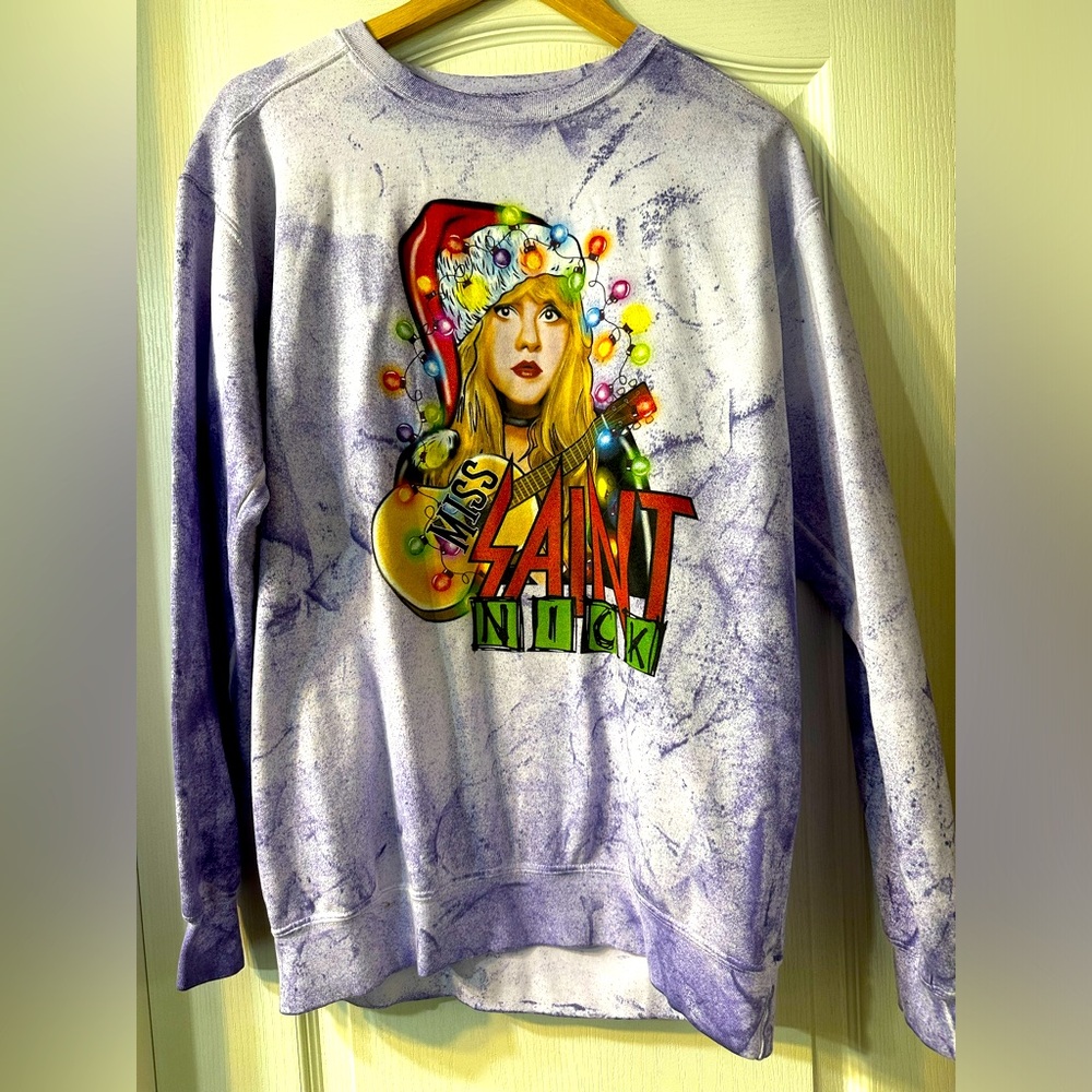 NWOT Stevie Nicks Christmas Sweatshirt